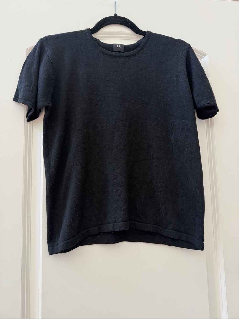 K 100% Silk Scalloped Edge Short Sleeve Crewneck Sweater. Quiet Luxury. Capsule